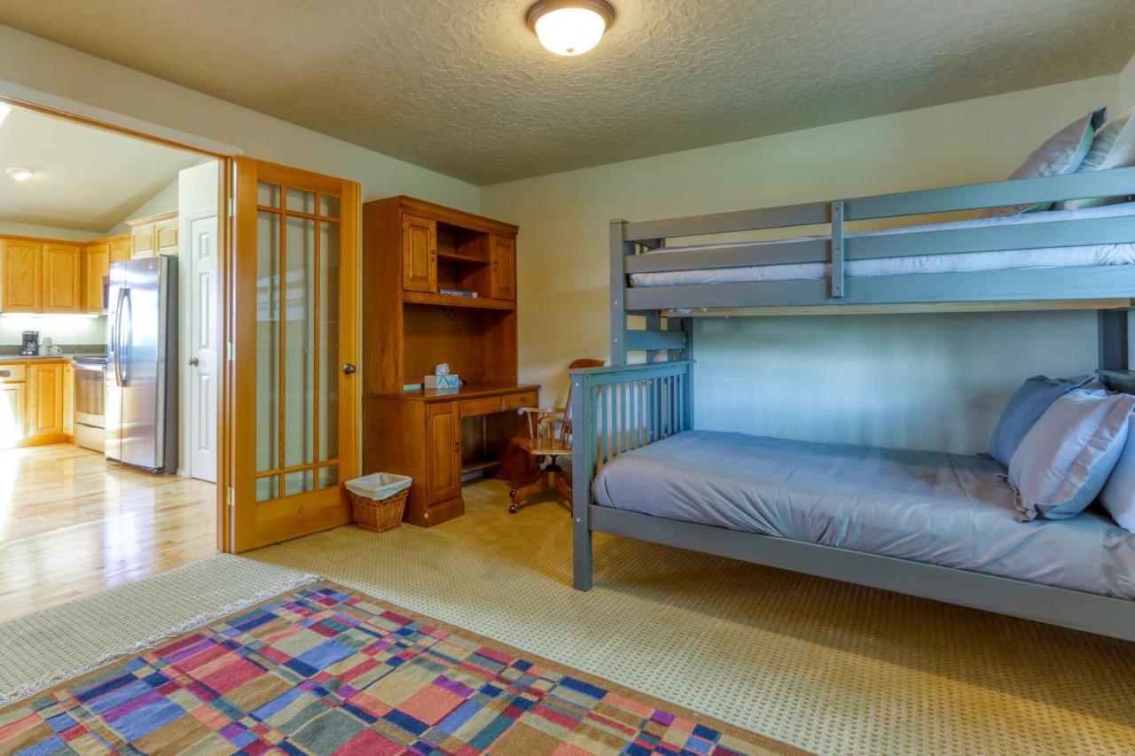 Meadow Walk Cabin Ла Пайн Екстериор снимка